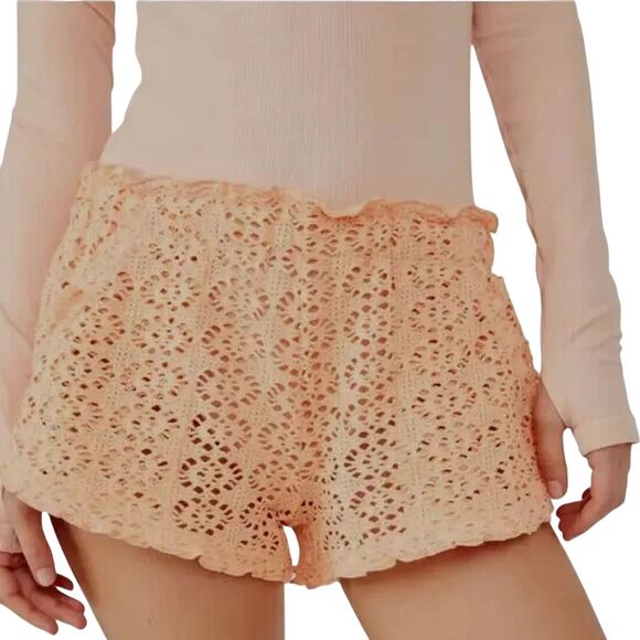 FREE PEOPLE Beach Crochet Love Shorts in Autumn Peach Size S New without Tag - Picture 2 of 9